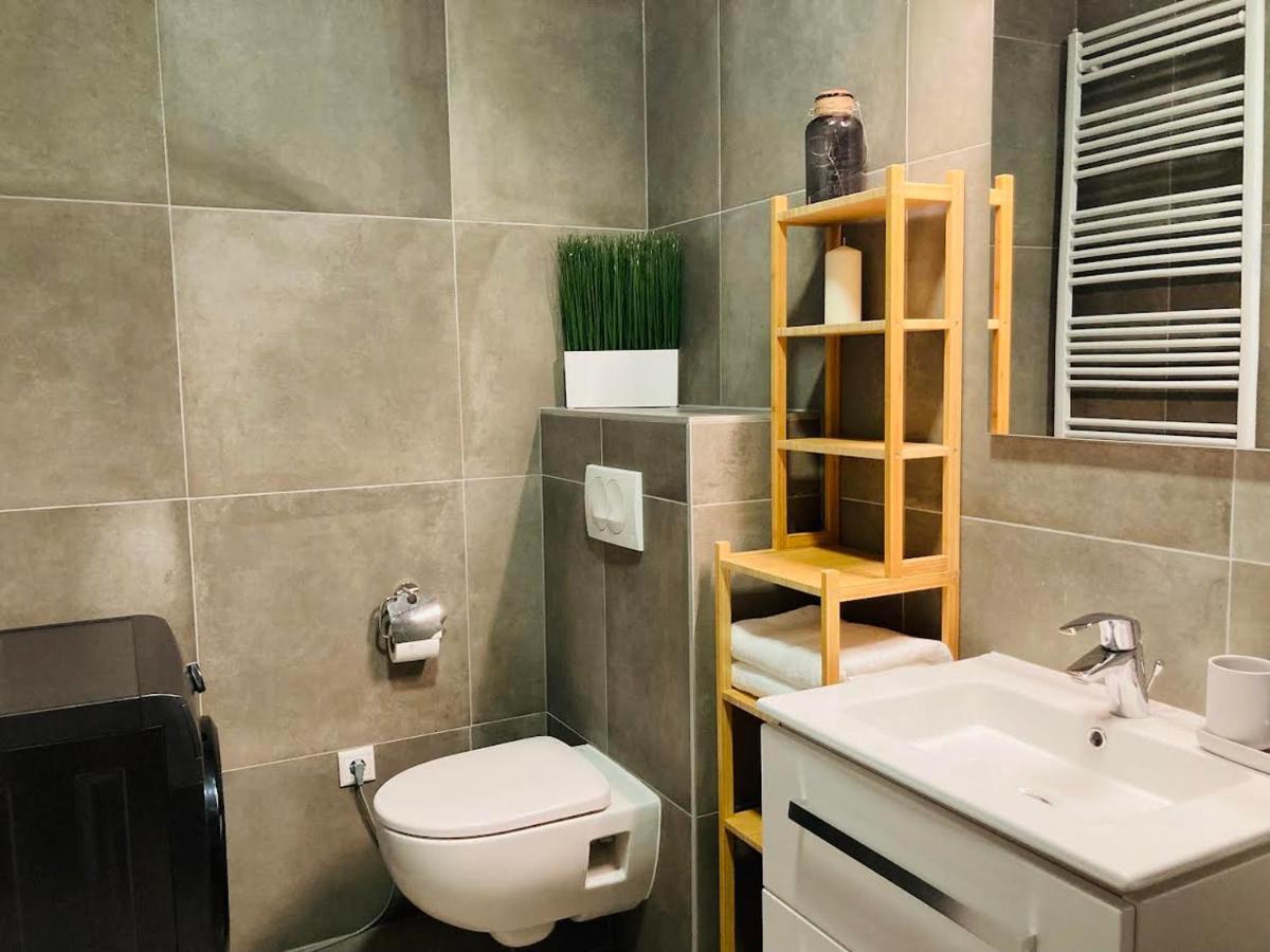 Zawia Apartman Apartment Balatonfoldvar Ngoại thất bức ảnh