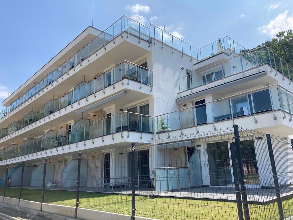 Zawia Apartman Apartment Balatonfoldvar Ngoại thất bức ảnh
